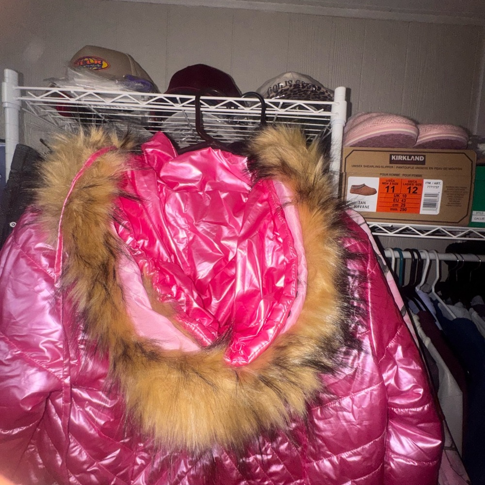 Women's Pink Quilted Jacket - Picture 3 of 5